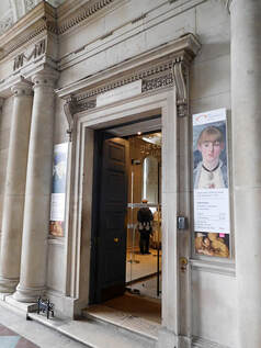 Entrance to the Courtauld Gallery
